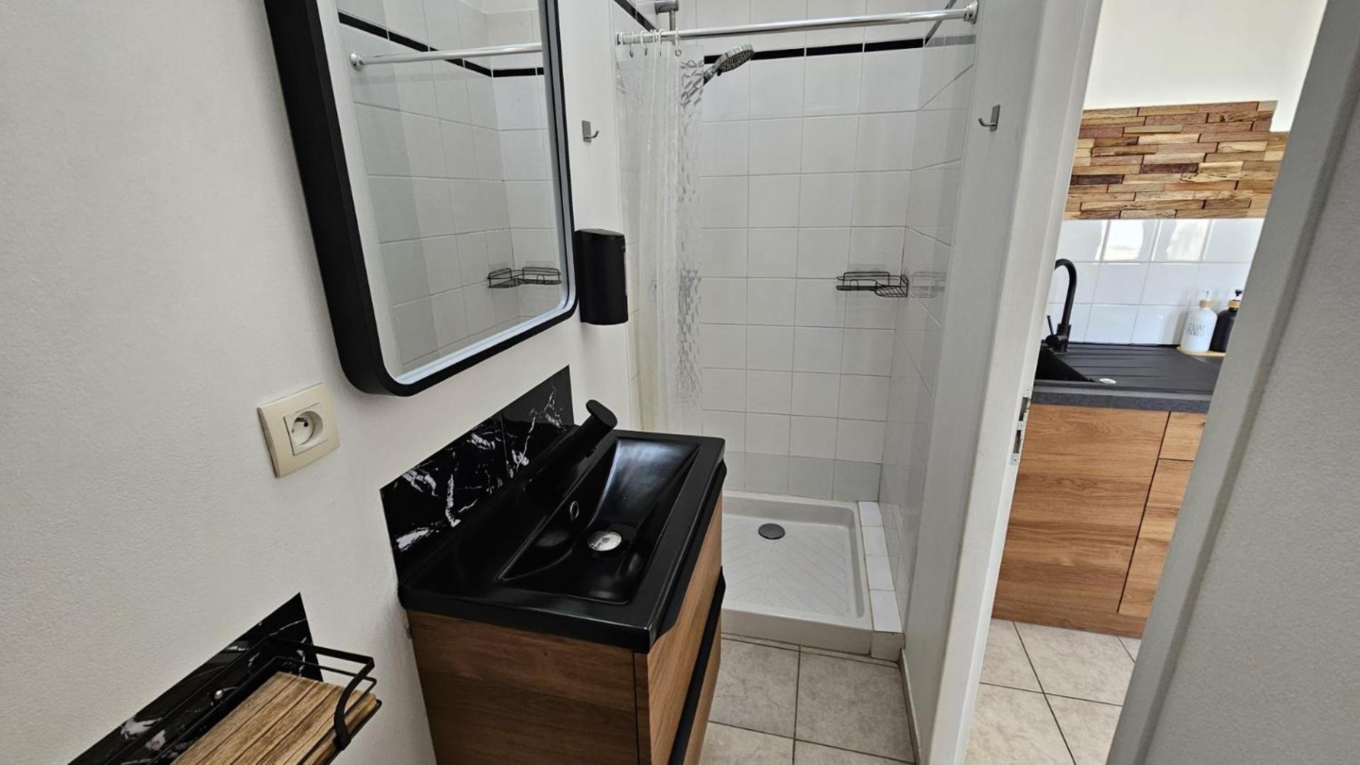 Bed To Rent - Maison Calme Avec Jacuzzi Sous Supplement Bordeaux Eksteriør bilde