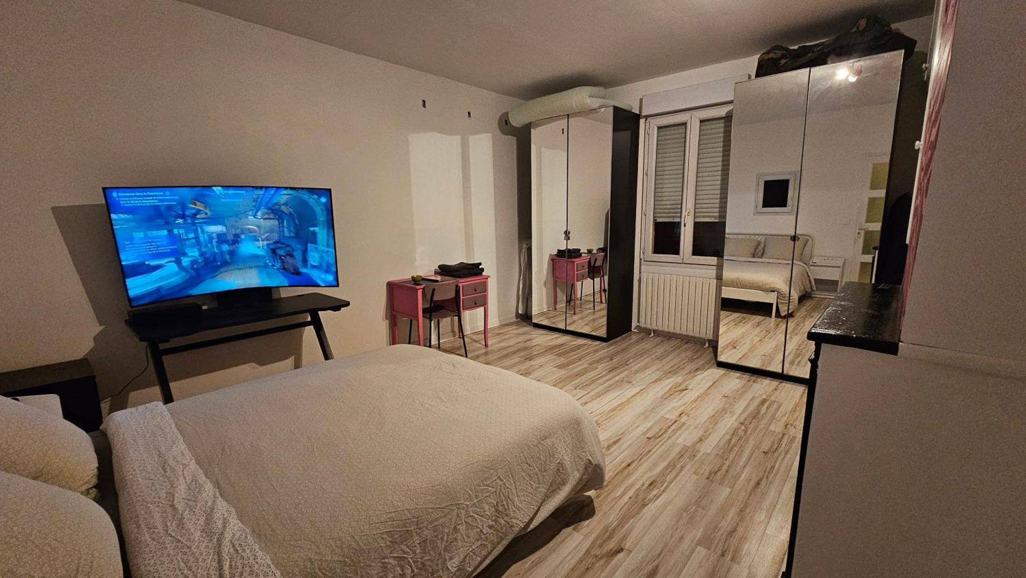 Bed To Rent - Maison Calme Avec Jacuzzi Sous Supplement Bordeaux Eksteriør bilde