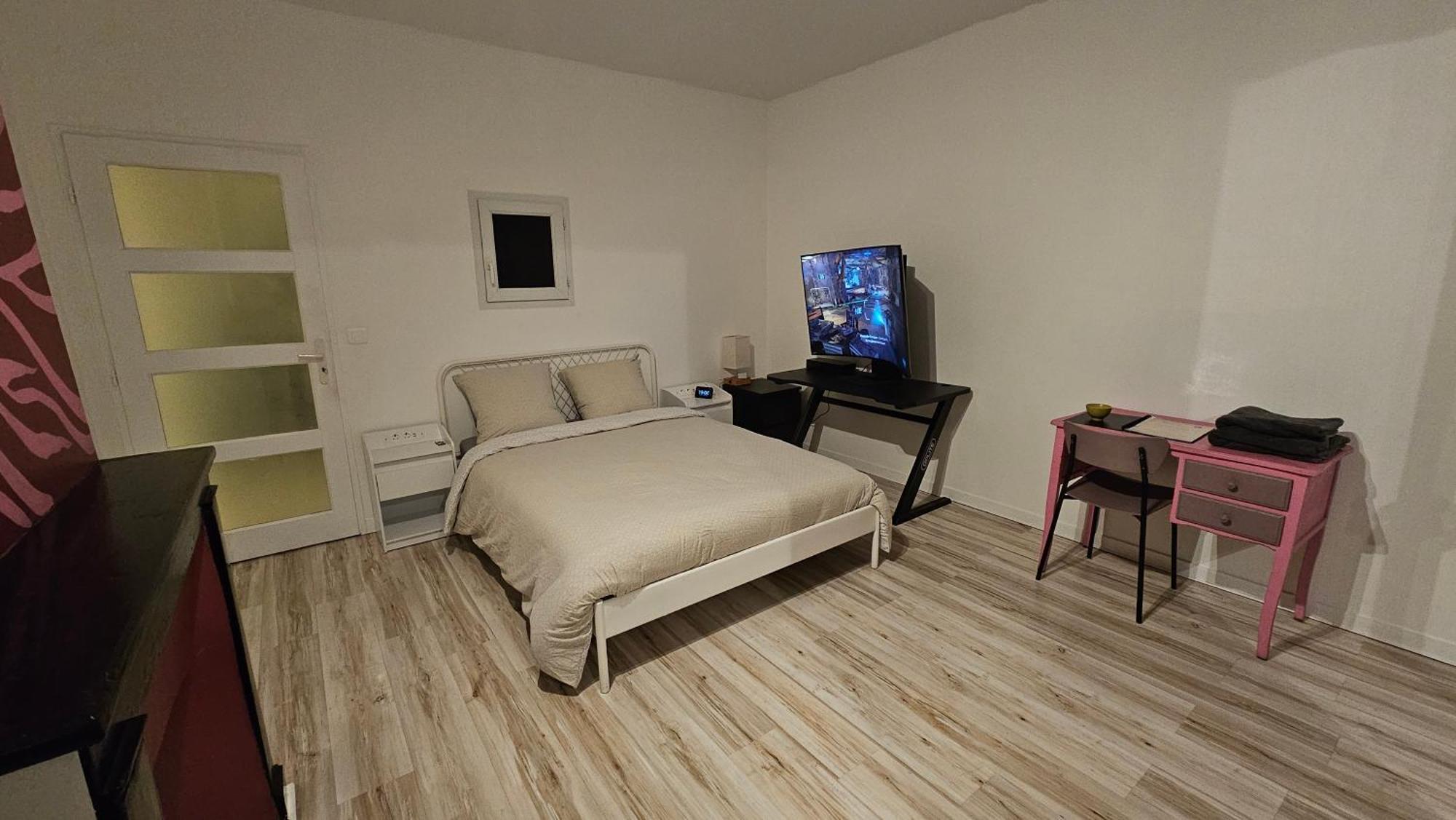 Bed To Rent - Maison Calme Avec Jacuzzi Sous Supplement Bordeaux Eksteriør bilde