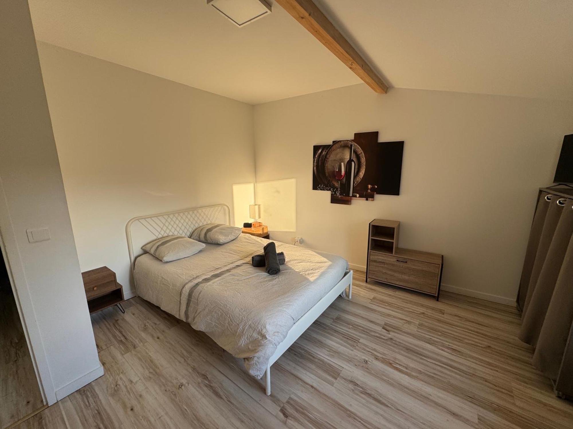 Bed To Rent - Maison Calme Avec Jacuzzi Sous Supplement Bordeaux Eksteriør bilde