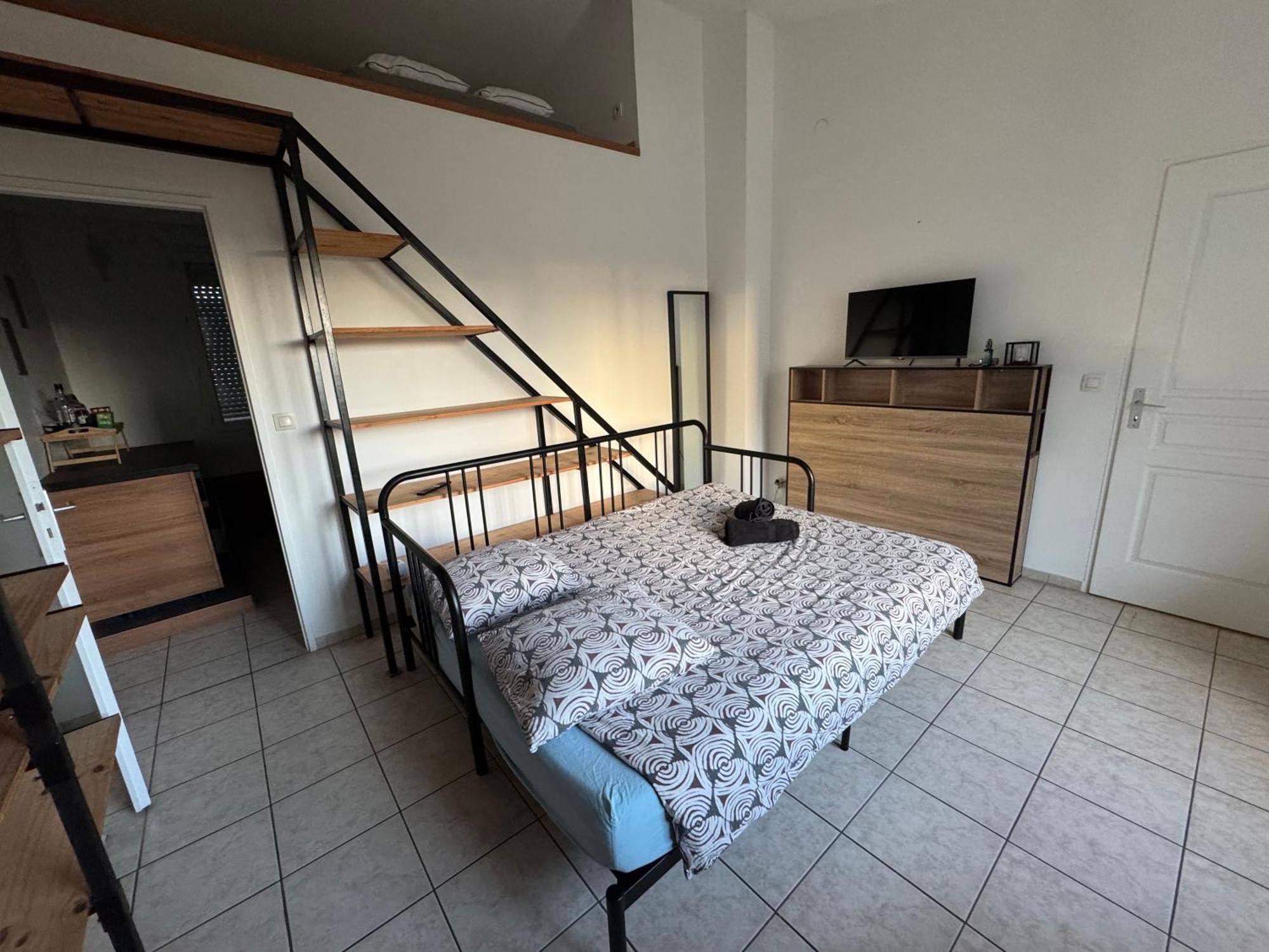 Bed To Rent - Maison Calme Avec Jacuzzi Sous Supplement Bordeaux Eksteriør bilde